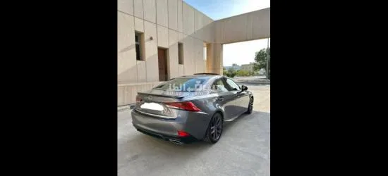 لكزس IS350 Fsport موديل 2018 - 2